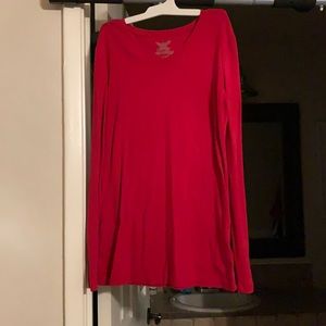 Long sleeve red top